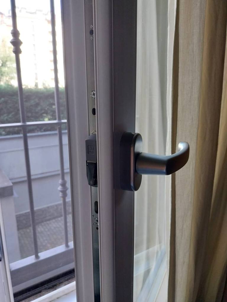 finestre serrature fabbro milano rg